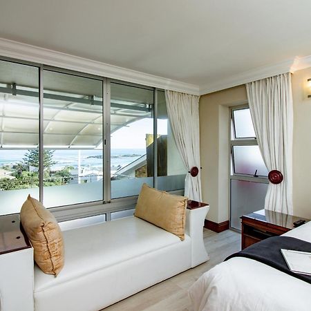 Blaauw Village Guest House Bloubergstrand Exterior foto